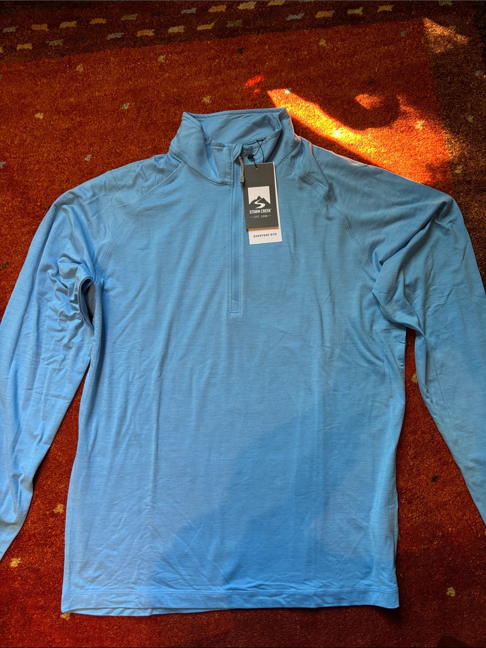 Storm Creek men’s pacesetter1/4 zip NWT Large